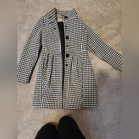 Brand new, never worn - Picture 3 of 3